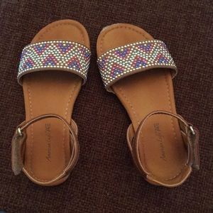 American Eagle Little Girls Summer Beaded Sandals, Kids Size 11